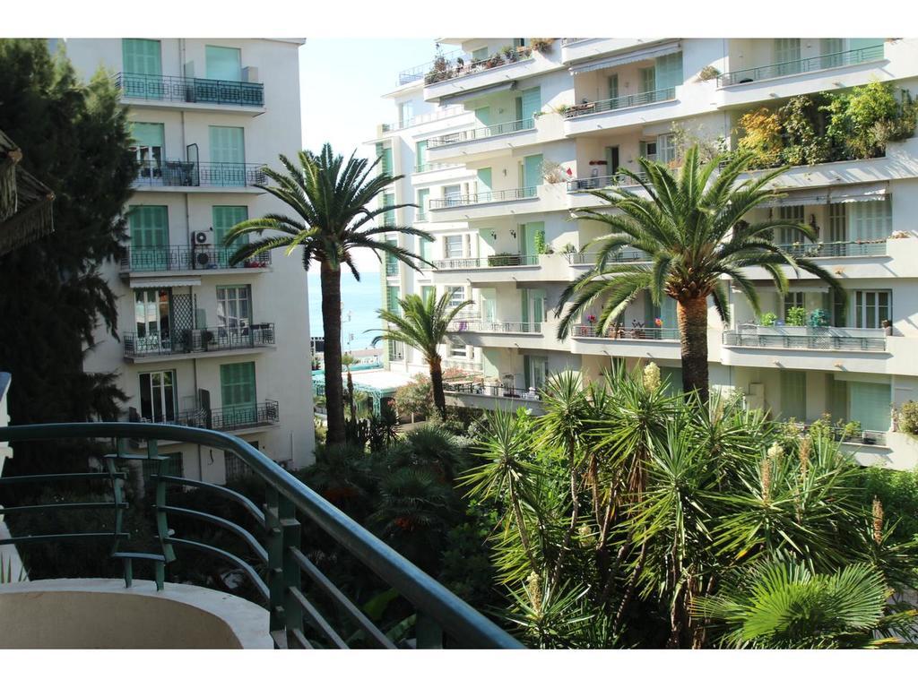 Nice Beach - Promenade Des Anglais מראה חיצוני תמונה